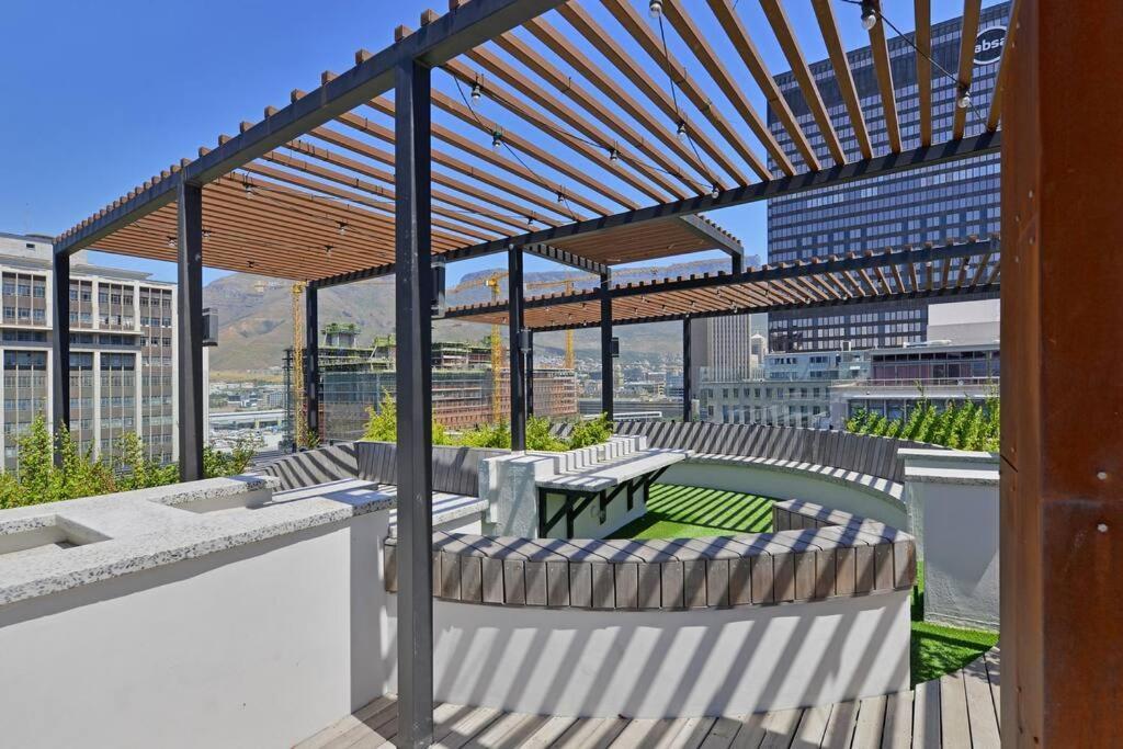 Zainab - Modern Centre Aprt- And Mountain Views! Appartement