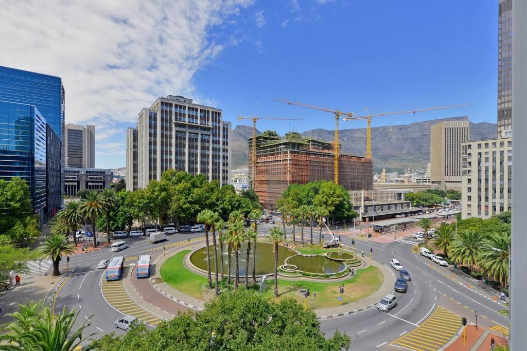 Zainab - Modern Centre Aprt- And Mountain Views! Appartement *
